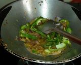 A picture of step 1 of Chicken manchurian curry.