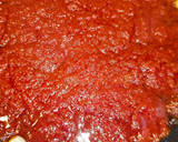 Foto del paso 2 de la receta: Bacalao skrei con salsa de tomate y habitas tiernas