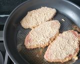 Foto del paso 2 de la receta: Milanesa de posta rosada..🥩