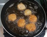 Foto langkah ke 4 dari resep Bakso udang goreng saus asam manis.