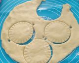 A picture of step 2 of Date and Cheese Pastries.