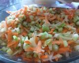 Foto del paso 3 de la receta: Ensaladilla apio, zanahoria y chayote