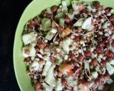 A picture of step 4 of Mix sprouts salads.