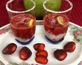 A picture of step 4 of Strawberry Tender Coconut Spritzer.