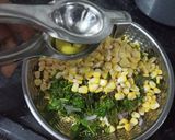 મકાઈ અને ડુંગળીના પકોડા ( Corn & Onion Pakoda Recipe in Gujarati રેસીપી સ્ટેપ4ફોટો