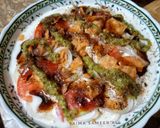 A picture of step 4 of Chaat pattay dahi bhallay.