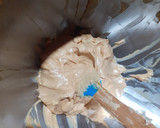 Foto del paso 12 de la receta: Muffins de plátano y nuez, con una cobertura de dulce de leche