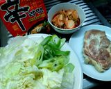 รูปขั้นตอนการทำที่ 1 ของ กิมจิราเมนหม้อไฟ