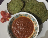 Foto del paso 7 de la receta: Chips de brócoli con salsa de tomate cherry