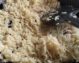 A picture of step 2 of Kashmiri pulao.