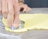 Foto del paso 7 de la receta: Alfajores De Maicena y Galletitas con Chips (Fácil- Económica)
