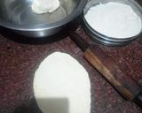 A picture of step 25 of Spinach rice wth potato kofta curry and Naan.