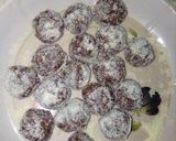 A picture of step 8 of Coconut-bread candy.