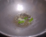 நெய் ரவா கிச்சடி (Nei rava khichadi recipe in tamil) ரெசிபி ஸ்டேப் 3 புகைப்படம்