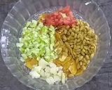 A picture of step 3 of Quick Khakhra chaat.