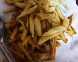 A picture of step 3 of Crispy Potato fries.