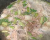 Foto langkah ke 4 dari resep Sup Ayam Hainan.