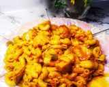 A picture of step 2 of Chicken Macaroni.