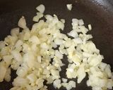 Foto del paso 2 de la receta: Burritos de requesón con espinacas y pechuga
