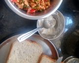 A picture of step 4 of Paneer Peri peri sandwich.