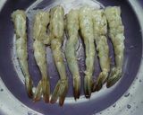 Foto langkah ke 2 dari resep Udang Furai Crispy.