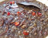 A picture of step 3 of Malka masoor ki daal (kali daal).