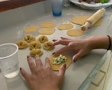 Foto del paso 7 de la receta: Cappelletti rellenos de queso y espinaca