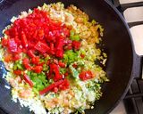 Foto del paso 2 de la receta: Arroz "Ariel" 😉al woock, con camarones. #conminombre
