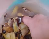 Foto langkah ke 2 dari resep Abon Kulit Pisang.