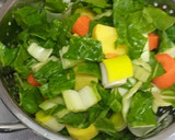 Foto del paso 1 de la receta: Sopa verde con picatostes