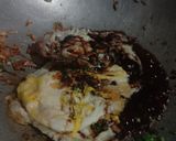 Foto langkah ke 4 dari resep Nasi kecap telur mata sapi khas pontianak.
