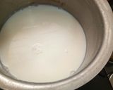 A picture of step 1 of Custard orange jelly ice cream.