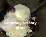 A picture of step 1 of White chocolate strawberry shake.