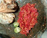 Foto langkah ke 2 dari resep Sambel mentah (sambel dadak).