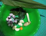 Foto langkah ke 1 dari resep Gulai cumi isi tahu & kacang panjang.
