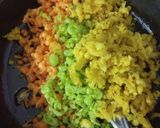 A picture of step 12 of Meethi Boondi.