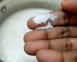 A picture of step 8 of Kolak singkong mutiara.