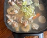 Hình bước làm 2 của món Lẩu Hải Sản
