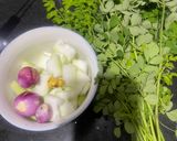 Foto langkah ke 1 dari resep Sayur Bening Kelor Blonceng.