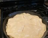 A picture of step 6 of Cast iron apple pie.