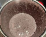 A picture of step 2 of Energy drink after gym Blueberry smmothy.