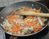 Foto langkah ke 3 dari resep Veggies Rolls-Up.