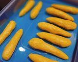 Foto langkah ke 4 dari resep Pumpkin rolls bread.