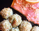 Foto del paso 5 de la receta: Salmón a la miel con albóndigas de brócoli y arroz (horno)