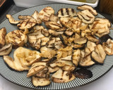 Foto del paso 2 de la receta: Boletus con huevos fritos y aceite de trufa 🤩🤩