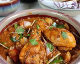 A picture of step 1 of Kadhai Murgh.