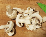 Foto del paso 4 de la receta: NoodlesThai Stile de Pollo y Champiñones con Jengibre y Cúrcuma