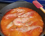 Foto del paso 5 de la receta: Caldereta de lenguado con langostinos y almejas