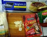 Foto langkah ke 1 dari resep Spaghetti Saos Enoki.
