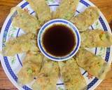 รูปขั้นตอนการทำที่ 5 ของ แผ่นเกี๊ยวห่อกุ้งหมูสับ